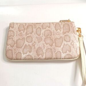 Daisy Rose Elegant Cream Clutch